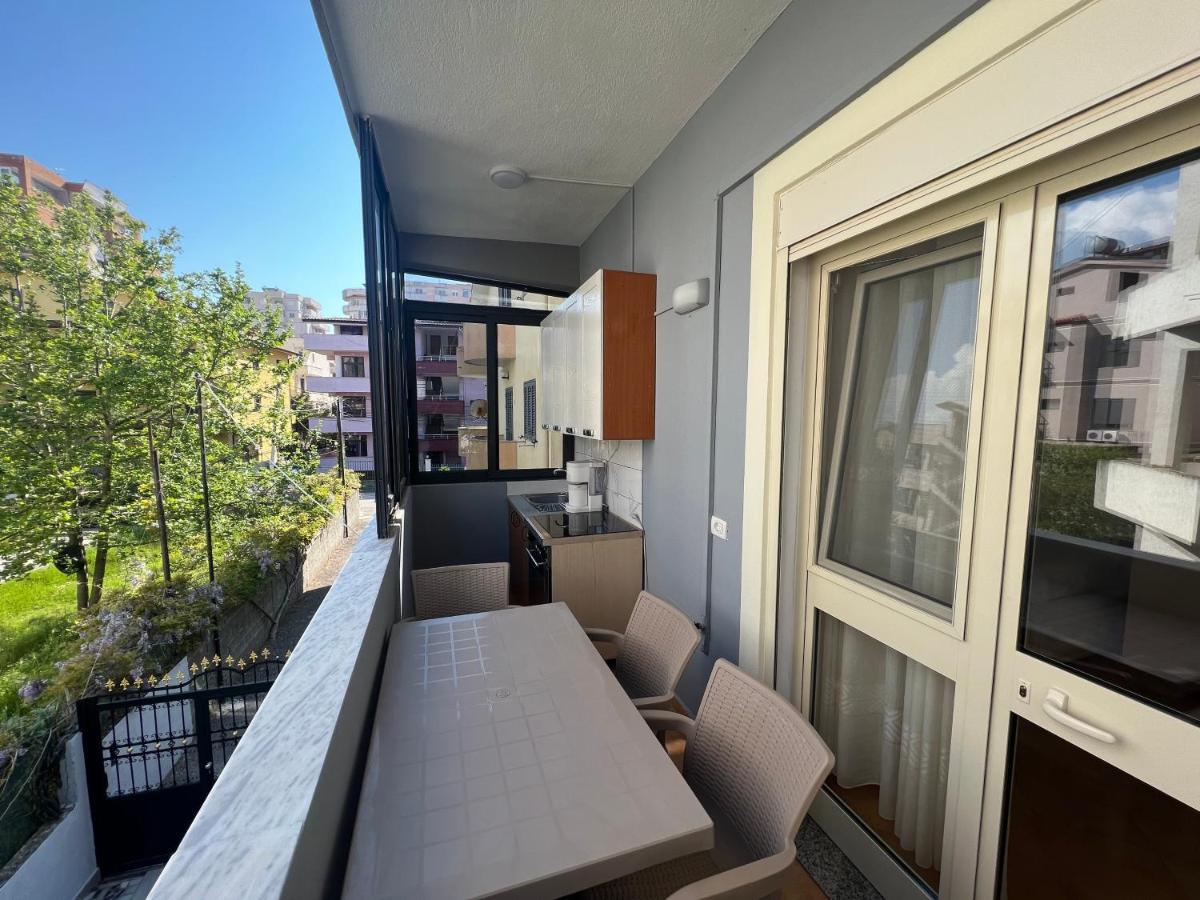 Vivo Apartment Durres Exterior photo
